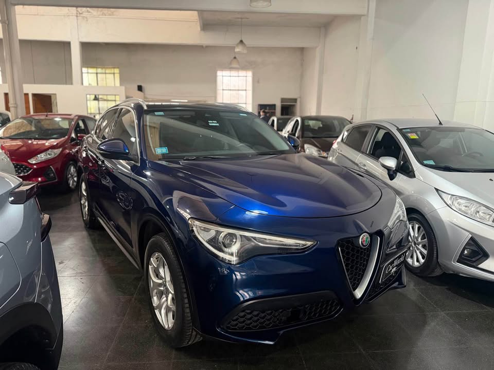 Alfa Romeo Stelvio Q4 2.0T