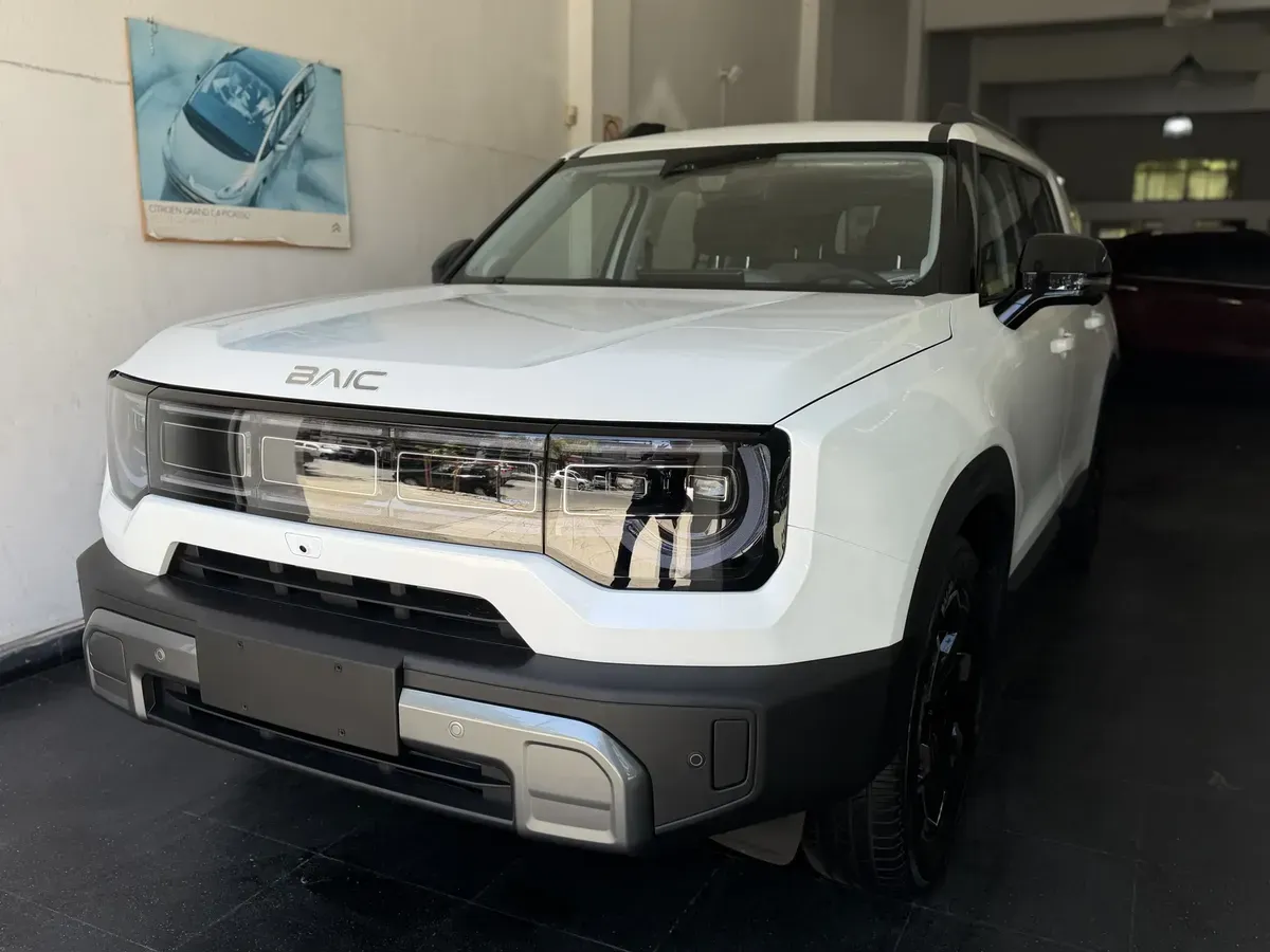 Baic BJ30 4X2 1.5T HIBRIDA